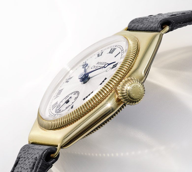 Oyster watch detail